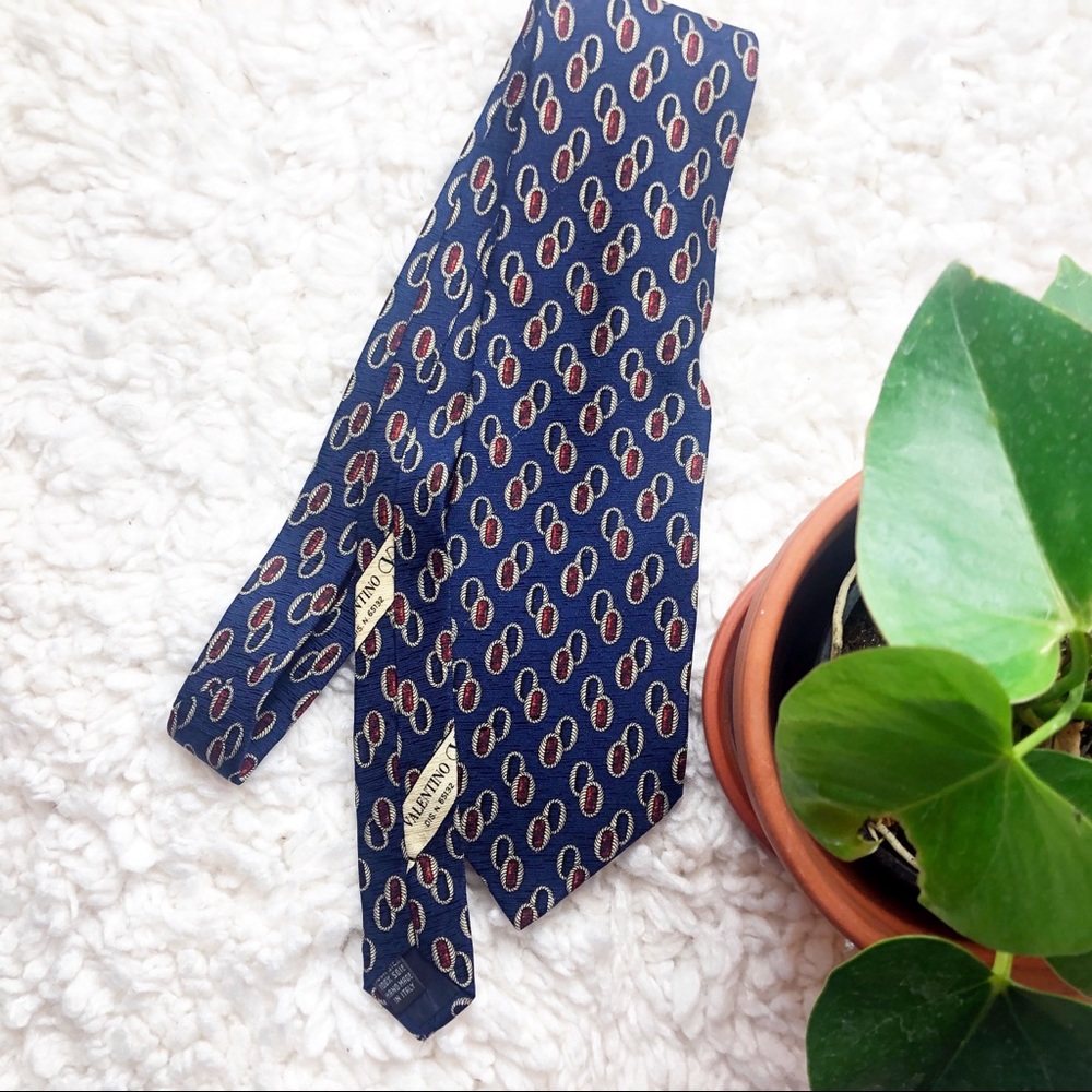 Valentino Cravatte Collection Silk Tie